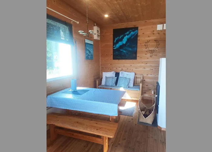 By Interhome 度假居 Unari